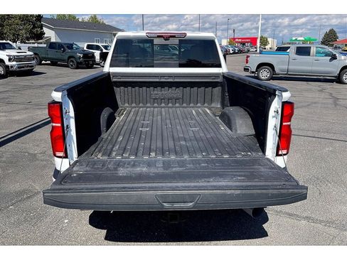 Used 2024 Chevrolet Silverado 3500 High Country w/ High Country Premium Package image 10