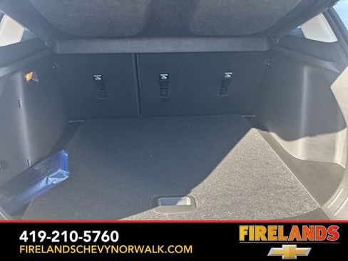 New 2025 Chevrolet Trax LT w/ Sunroof Package image 37