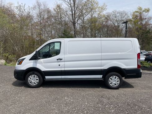 Used 2024 Ford Transit 250 Low Roof w/ Exterior Upgrade Package RWD image 9