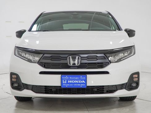 New 2026 Honda Odyssey Sport-L image 2