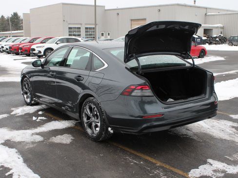 Certified 2023 Honda Accord EX image 7