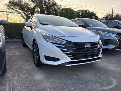New 2025 Nissan Versa SV