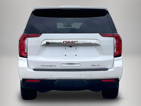 Used 2024 GMC Yukon XL SLT w/ SLT Luxury Package AWD/4WD image 6