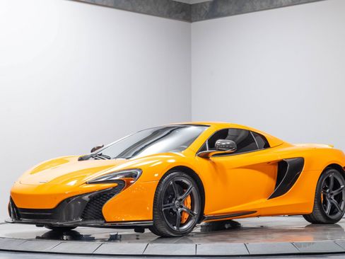 Used 2015 McLaren 650S Spider RWD image 3