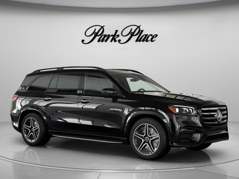 New 2026 Mercedes-Benz GLS 450 4MATIC image 31