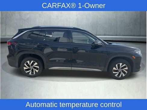 Used 2025 Volkswagen Tiguan S image 5