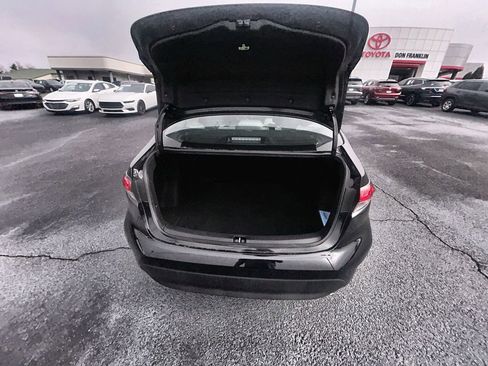 Used 2024 Toyota Corolla LE image 29