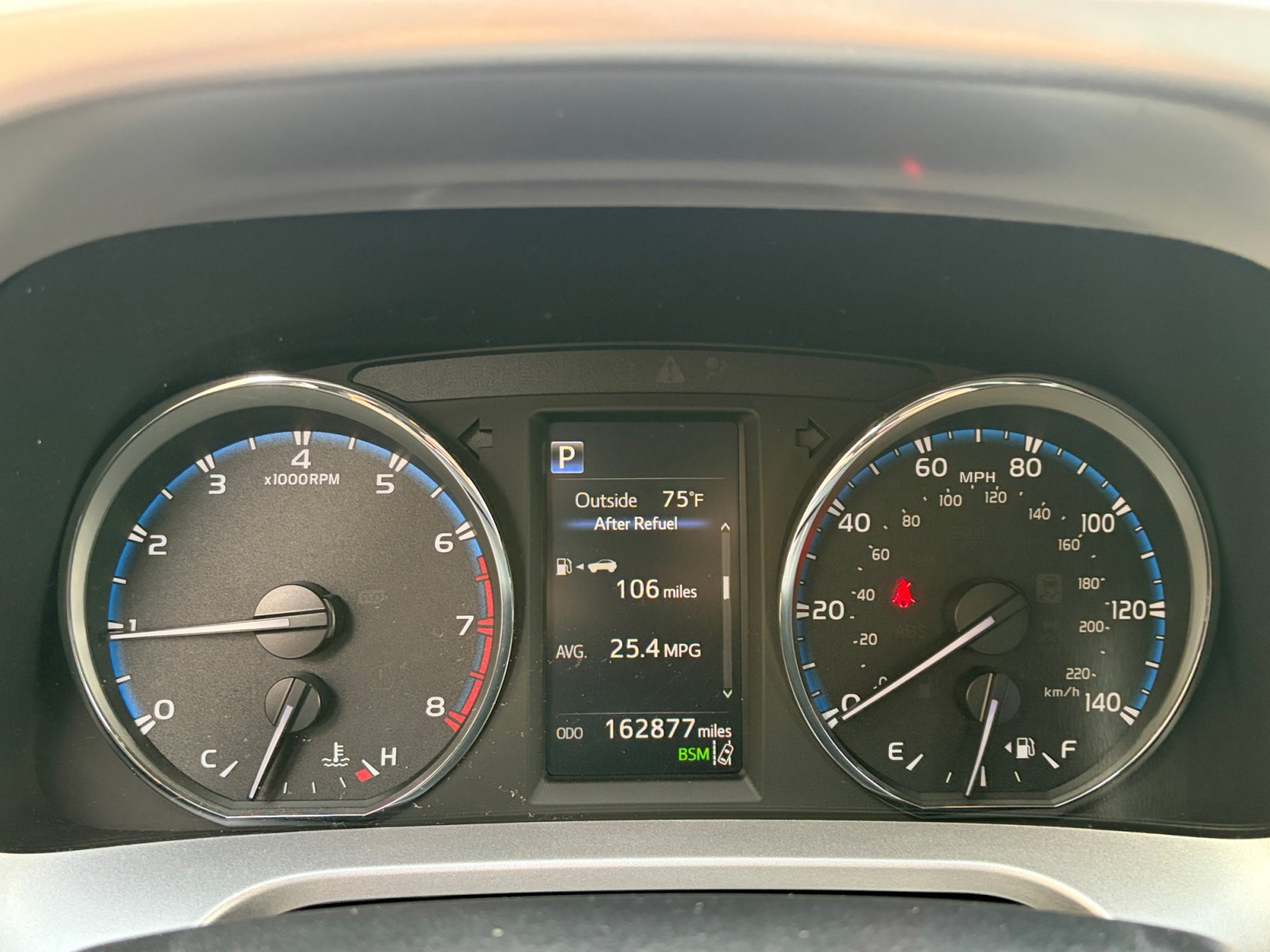 Used 2018 Toyota RAV4 Limited w/ All Weather Liner Package AWD/4WD image 10