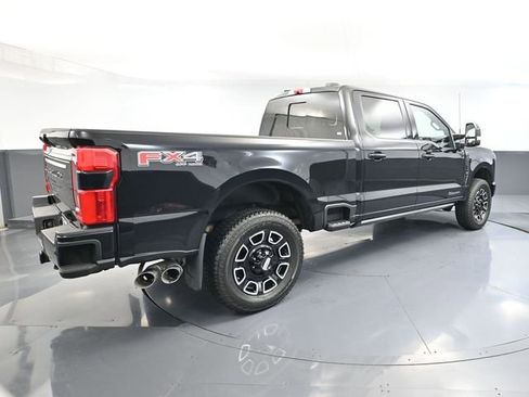 Used 2025 Ford F250 Platinum image 6