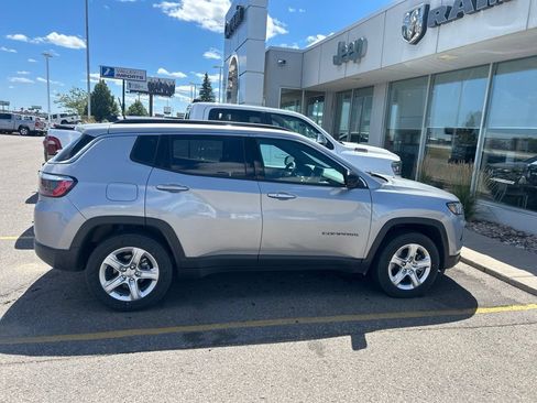 Certified 2023 Jeep Compass Latitude w/ Convenience Group AWD/4WD image 11