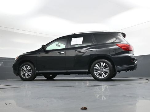 Used 2020 Nissan Pathfinder SV image 40