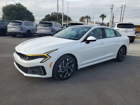 New 2026 Kia K5 EX image 2
