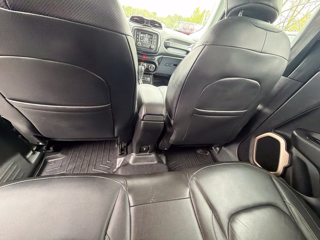 Used 2015 Jeep Renegade Limited AWD/4WD image 31