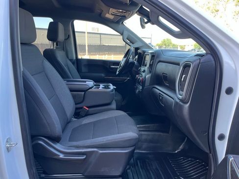 Used 2022 Chevrolet Silverado 2500 LT w/ Convenience Package image 17