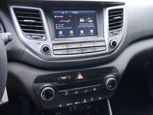 Used 2018 Hyundai Tucson SEL FWD image 6