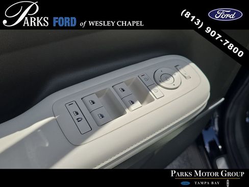 Used 2025 Hyundai Santa Fe Calligraphy AWD/4WD image 18