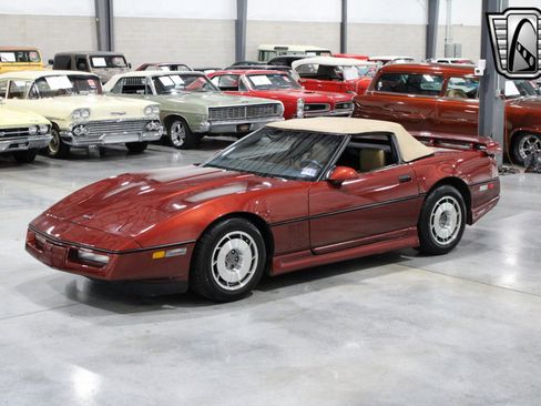 Used 1987 Chevrolet Corvette Convertible image 14