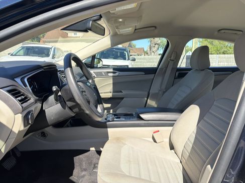 Certified 2020 Ford Fusion SE FWD image 13