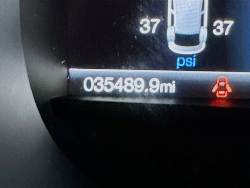 Used 2022 Ford Edge SE image 19