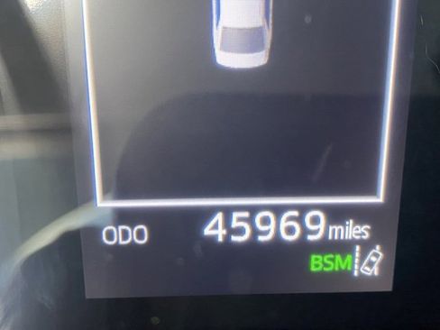 Used 2024 Toyota Camry SE image 26