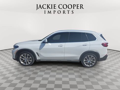 Used 2023 BMW X5 xDrive40i w/ Parking Assistance Package AWD/4WD image 8