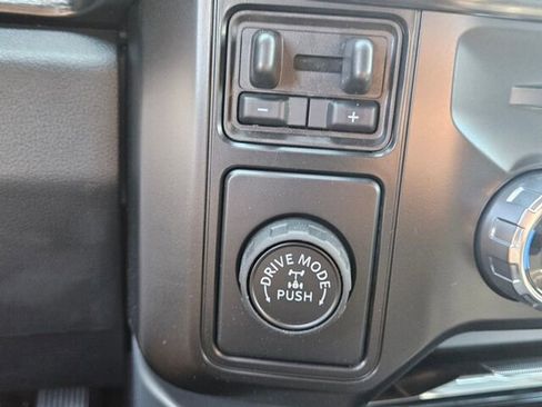 New 2026 Ford F250 Lariat image 24