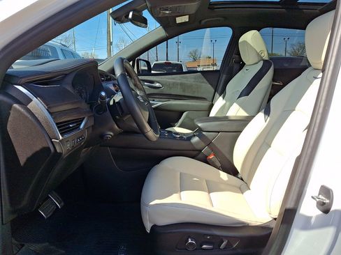 Used 2023 Cadillac XT4 Sport FWD image 22