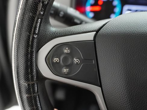 Used 2020 Chevrolet Colorado W/T w/ WT Convenience Package RWD image 13