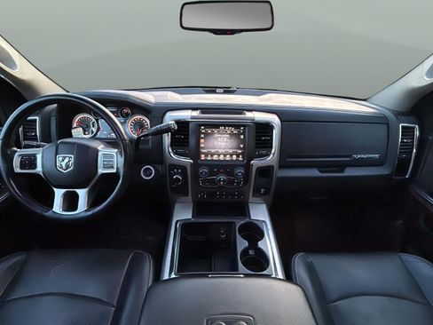 Used 2014 RAM 3500 Laramie image 35