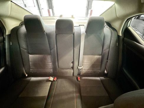 Certified 2022 Nissan Sentra SR w/ Midnight Edition image 19