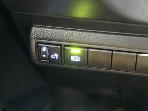 Used 2023 Toyota Corolla LE image 37