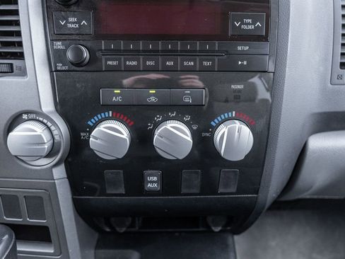 Used 2011 Toyota Tundra 4x4 Double Cab w/ SR5 Pkg image 26