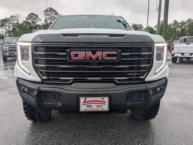 Used 2023 GMC Sierra 1500 AT4X AWD/4WD image 9