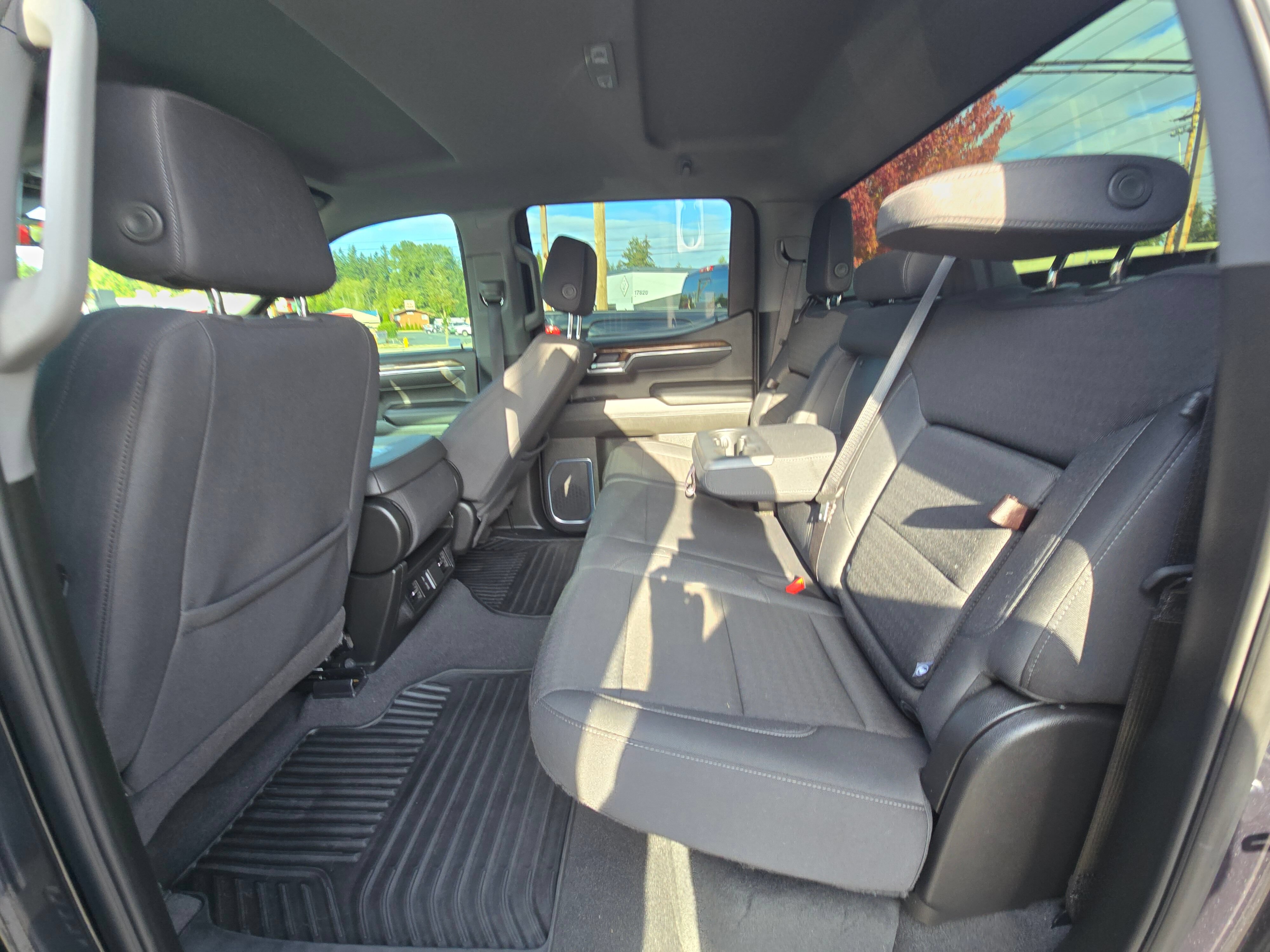 Used 2025 GMC Sierra 1500 Elevation AWD/4WD image 16