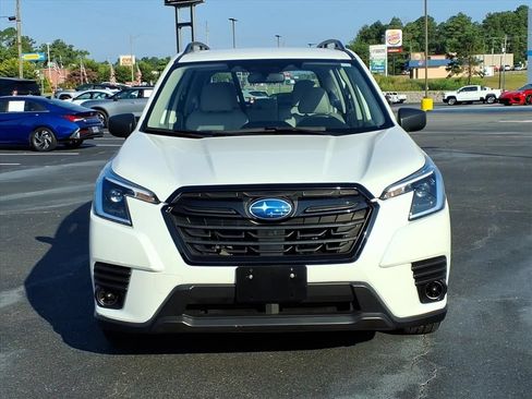 Used 2023 Subaru Forester AWD/4WD image 2