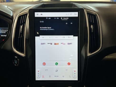 Used 2024 Ford Edge SEL w/ Convenience Package image 22