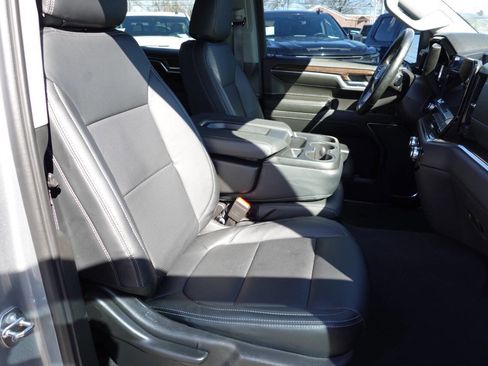 Used 2024 GMC Sierra 1500 Elevation image 35