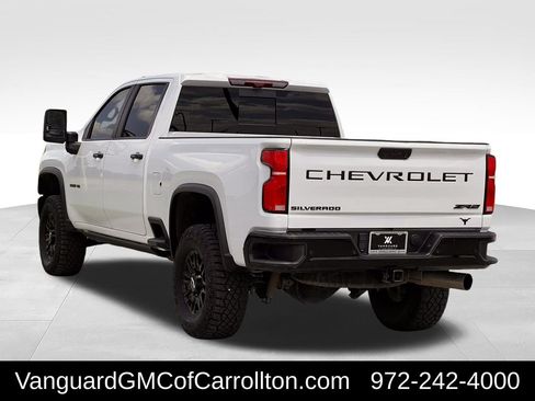Used 2024 Chevrolet Silverado 2500 ZR2 w/ Technology Package AWD/4WD image 7