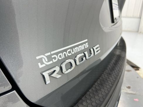 Used 2020 Nissan Rogue SV AWD/4WD image 25