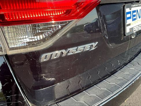 Used 2016 Honda Odyssey EX-L image 19