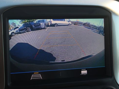 Used 2020 Chevrolet Silverado 2500 LT image 25