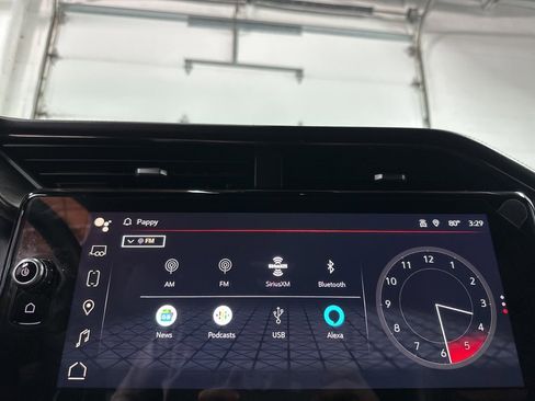 Used 2024 GMC Sierra 1500 AT4 w/ Technology Package image 28