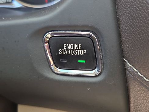 Used 2019 GMC Acadia Denali w/ Technology Package image 32