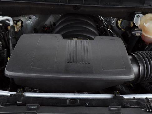 Certified 2023 GMC Yukon Denali w/ Advanced Technology Package image 37