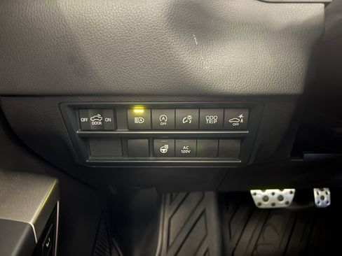 Used 2025 Toyota Tundra Limited w/ TRD Off-Road Package image 28