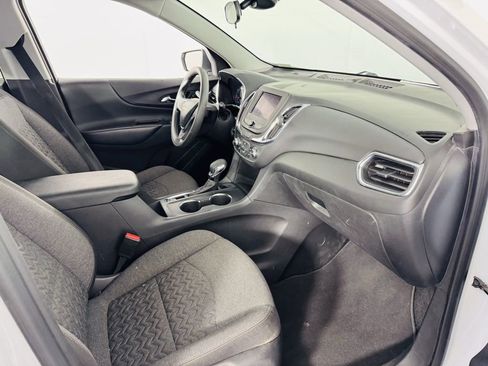 Used 2023 Chevrolet Equinox LT FWD image 26