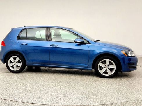 Used 2015 Volkswagen Golf TDI S FWD image 4