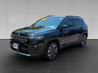 Used 2024 Jeep Compass Limited w/ Sun and Sound Group AWD/4WD video 1