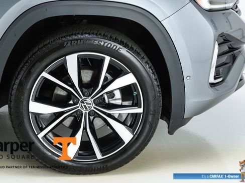 Used 2025 Volkswagen Atlas SEL Premium R-Line AWD/4WD image 14