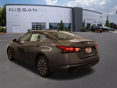 New 2026 Nissan Altima 2.5 SV AWD/4WD image 5